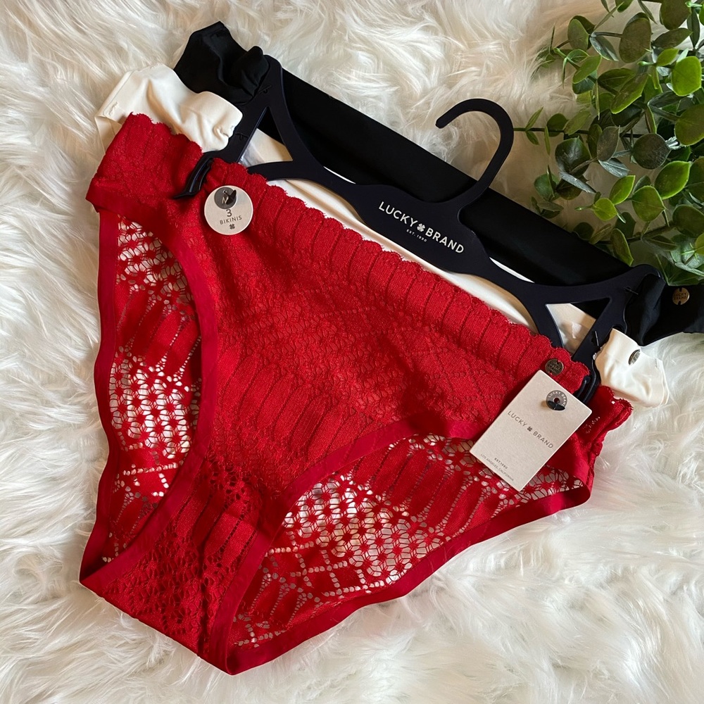Size XL lucky brand ladies bikini underwear 3 pack.